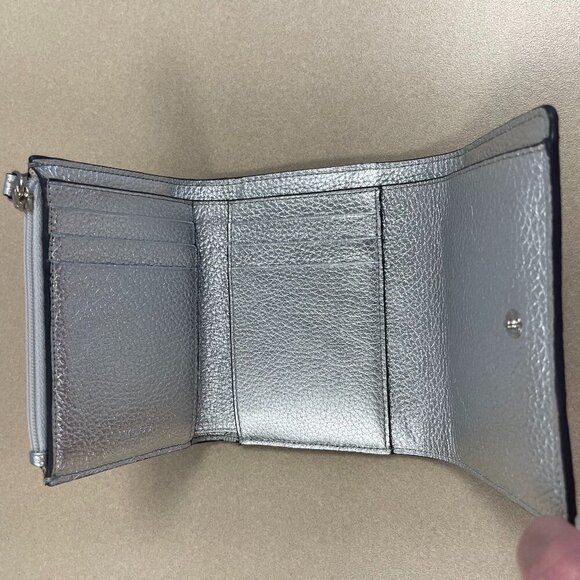 Jimmy Choo Loni Silver Leather Embossed Logo Tri-Fold Card Case Wallet - NWOT - Picture 8 of 9